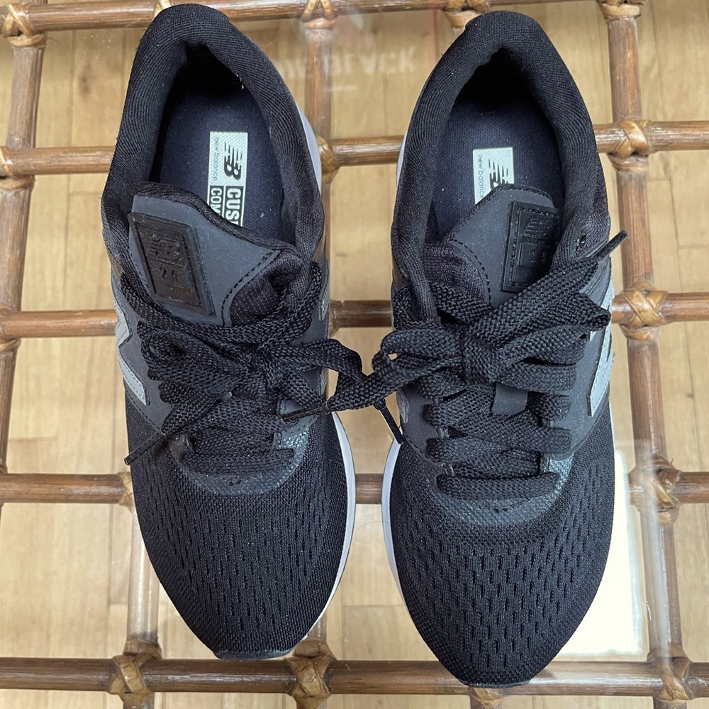 New Balance black Cushioning Comfort Insert sneakers